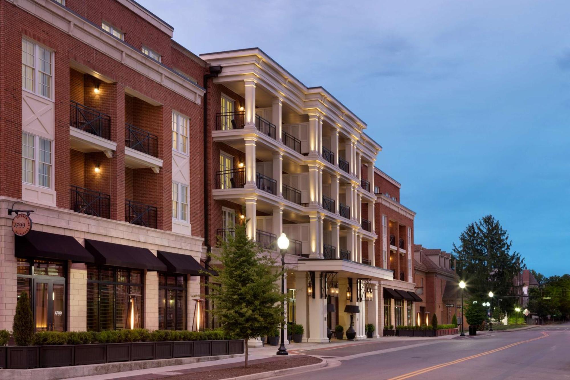 Отель The Harpeth Downtown Franklin, Curio Collection By Hilton Экстерьер фото